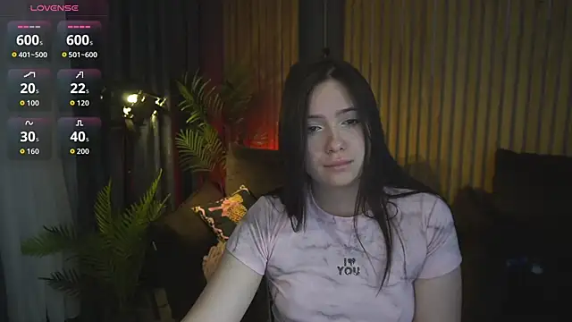 Snapshot of MargaritaGrey chatting on 06-07-26, 06:22 MargaritaGrey online show from 06-07-26, 06:22