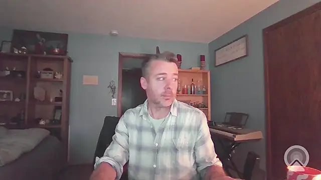 chrisw8140 online show from 04-03-26, 11:03