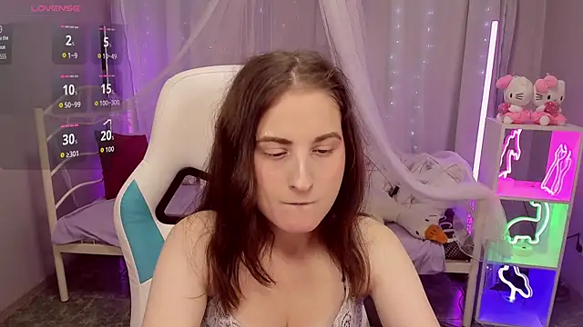 KiraDuvall online show from 06-18-26, 05:39
