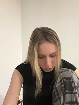 cherry25 online show from 01-16-26, 03:38