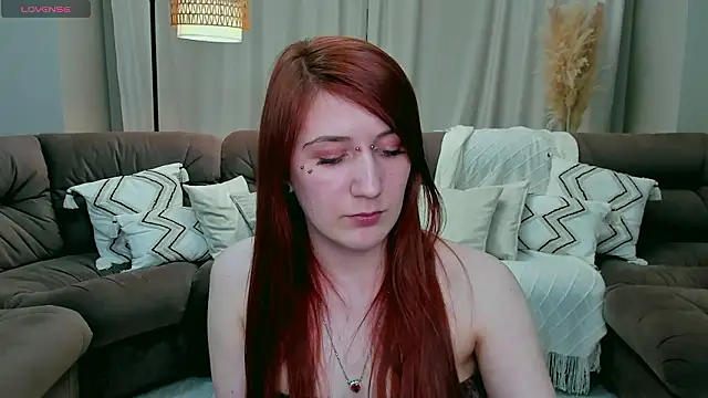 Polly Sweet online show from 02-07-26, 06:55