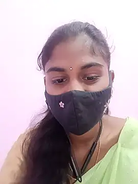 Snapshot of Tamil_Hot_RoyalQueen chatting on 06-07-26, 04:49 Tamil Hot RoyalQueen online show from 06-07-26, 04:49