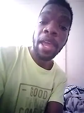 Snapshot of FINEBABYWOLF chatting on 05-21-26, 10:33 FINEBABYWOLF online show from 05-21-26, 10:33