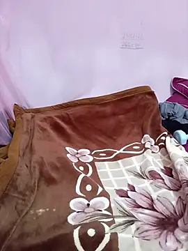 Snapshot of Phoebe-e chatting on 02-16-26, 02:35 Phoebe-e online show from 02-16-26, 02:35