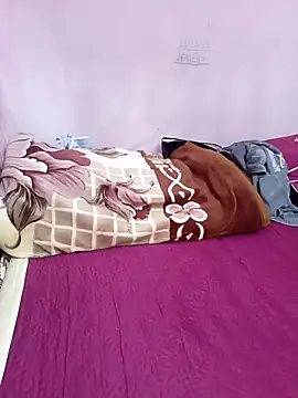 Snapshot of Phoebe-e chatting on 03-30-26, 10:44 Phoebe-e online show from 03-30-26, 10:44