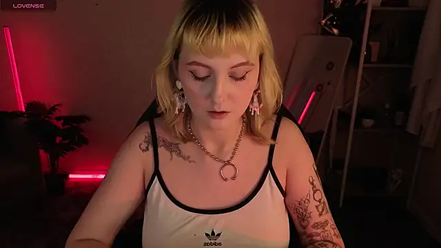 Roziett Belle online show from 03-23-26, 09:02