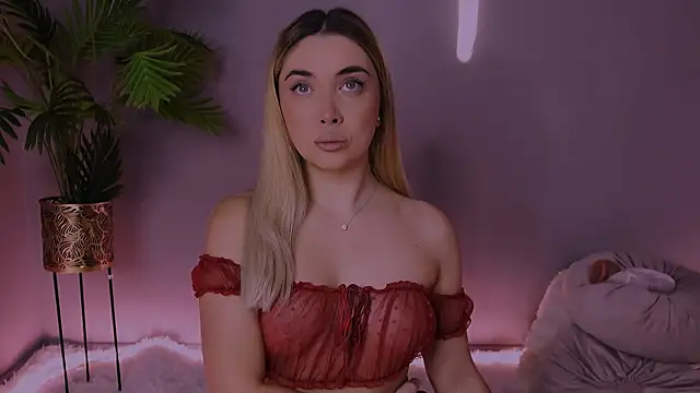 Snapshot of moniquess chatting on 01-13-26, 07:13 moniquess online show from 01-13-26, 07:13