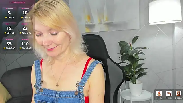 Julie Lucas online show from 06-16-26, 12:02