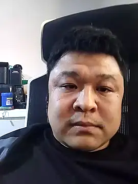 Snapshot of LLL_08 chatting on 02-27-26, 10:15 LLL 08 online show from 02-27-26, 10:15