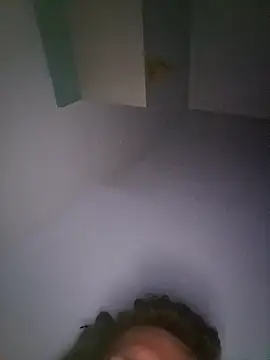 Snapshot of zafiro19@xh chatting on 04-03-26, 08:18 zafiro19xh online show from 04-03-26, 08:18