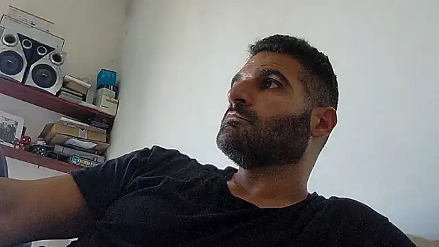 Snapshot of marios87xxl chatting on 08-01-26, 08:46 marios87xxl online show from 08-01-26, 08:46