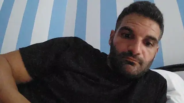 Snapshot of marios87xxl chatting on 08-02-26, 02:32 marios87xxl online show from 08-02-26, 02:32