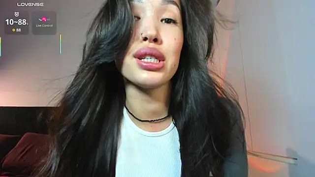 Snapshot of your_asian_dream chatting on 07-12-26, 05:37 your asian dream online show from 07-12-26, 05:37