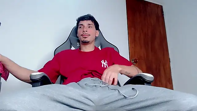 Yankees xxx online show from 07-18-26, 11:41