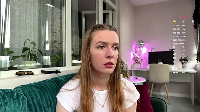 oopsnaked online show from 06-09-26, 02:39