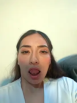 Snapshot of anny_bianchy chatting on 07-22-26, 03:59 anny bianchy online show from 07-22-26, 03:59