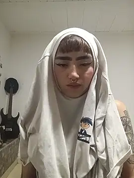 AlexxaAndRileyy online show from 04-15-26, 03:02