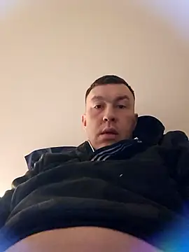 Snapshot of Pavelrtw1 chatting on 01-12-26, 08:25 Pavelrtw1 online show from 01-12-26, 08:25