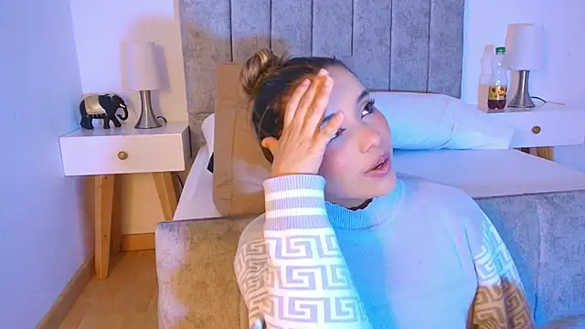 Lucy Carson  online show from 04-11-26, 03:44