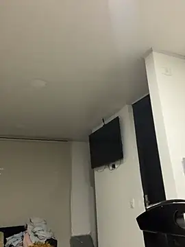 Snapshot of Pretty__Milf chatting on 02-28-26, 09:54 Pretty Milf online show from 02-28-26, 09:54