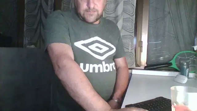 Snapshot of ROMASSAGGEXXX chatting on 05-20-26, 10:16 ROMASSAGGEXXX online show from 05-20-26, 10:16