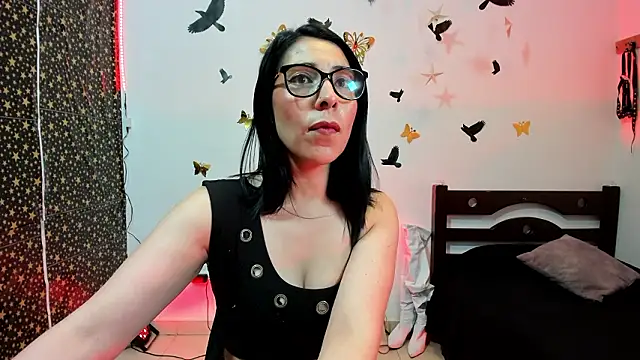 Snapshot of adellelennoxx chatting on 01-15-26, 09:03 adellelennoxx online show from 01-15-26, 09:03