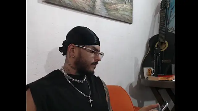 liyamjunior online show from 02-15-26, 05:09