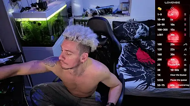 Rayzel White online show from 02-23-26, 01:47