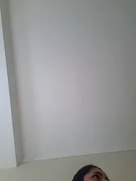 Neveencantada00 online show from 02-24-26, 07:01