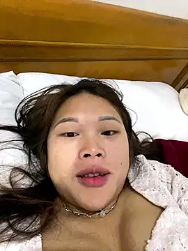 Emxinh123cute online show from 01-15-26, 03:22