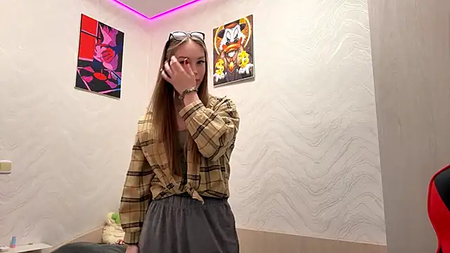 LaurynKand online show from 01-15-26, 06:07