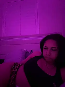 Snapshot of cartierprincess chatting on 05-14-26, 06:42 cartierprincess online show from 05-14-26, 06:42
