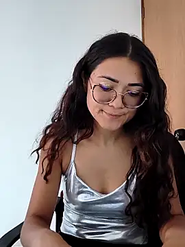 Freyarosse online show from 03-05-26, 02:35