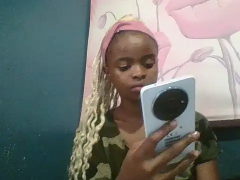 petitemew online show from 03-22-26, 03:04