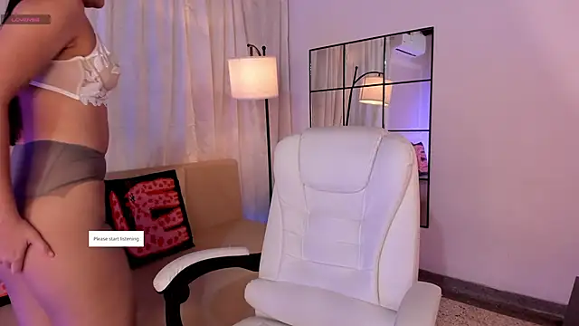 liaamoon  online show from 03-26-26, 12:22