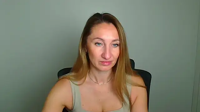 Diana Sweeet  online show from 05-06-26, 05:57