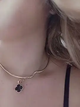 OrianaNorth online show from 03-02-26, 07:15