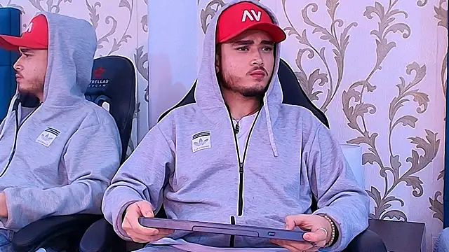 Snapshot of Salvattore_Muller chatting on 02-07-26, 02:37 Salvattore Muller online show from 02-07-26, 02:37