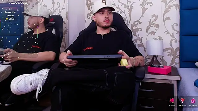 Snapshot of Salvattore_Muller chatting on 02-14-26, 04:09 Salvattore Muller online show from 02-14-26, 04:09