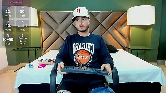 Salvattore Muller online show from 03-23-26, 08:57