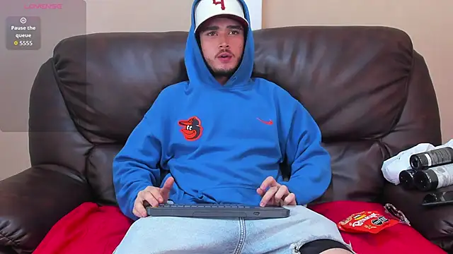 Salvattore Muller online show from 03-26-26, 12:39