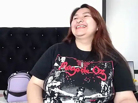 Snapshot of LauraHorny69 chatting on 01-31-26, 07:11 LauraHorny69 online show from 01-31-26, 07:11