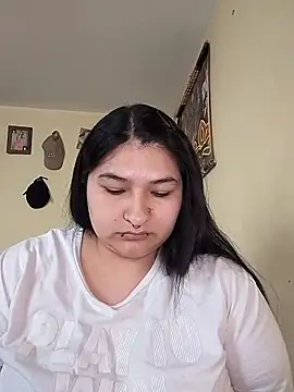LauraHorny69 online show from 05-12-26, 08:50