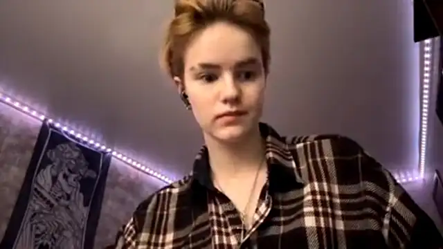 CutieGoga online show from 01-15-26, 01:26