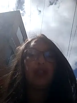 Snapshot of Karla-giraldo_1 chatting on 02-25-26, 03:21 Karla-giraldo 1 online show from 02-25-26, 03:21