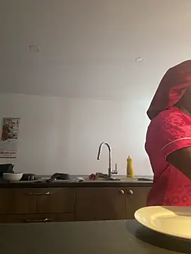 icelyne 2001 online show from 02-23-26, 04:26