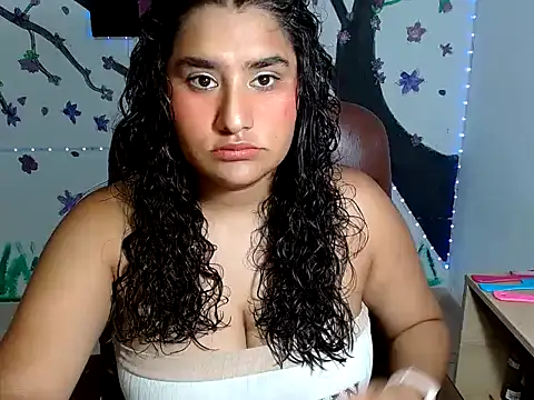 Im May  online show from 02-06-26, 05:38