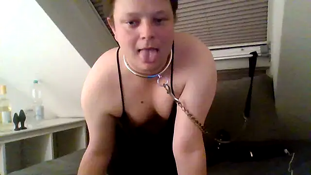 Leylasissyslut online show from 01-14-26, 06:02