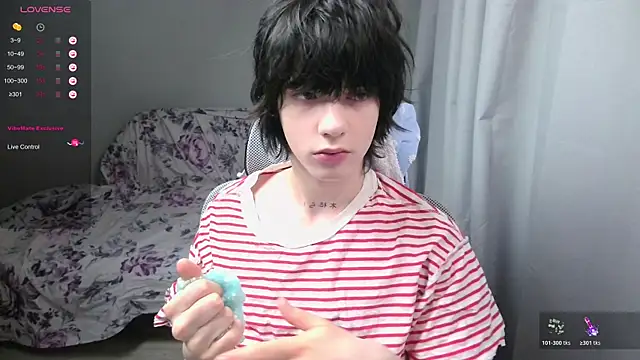 LeonBoykisser online show from 02-28-26, 01:06