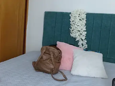 carolinacrus02 online show from 01-15-26, 06:55